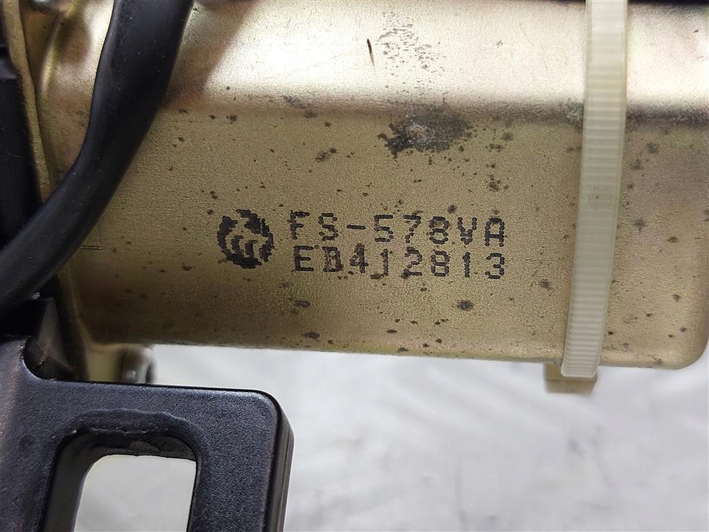 фото №9, Замок багажника крышки задняя доводчик bmw seria 7 e65 01-05 r