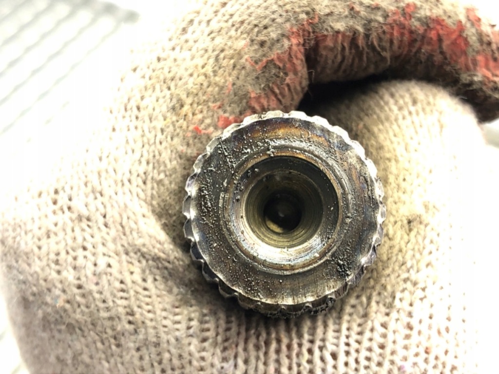 Приводной вал правый перед renault modus 1.5 68km шрус Оригинал