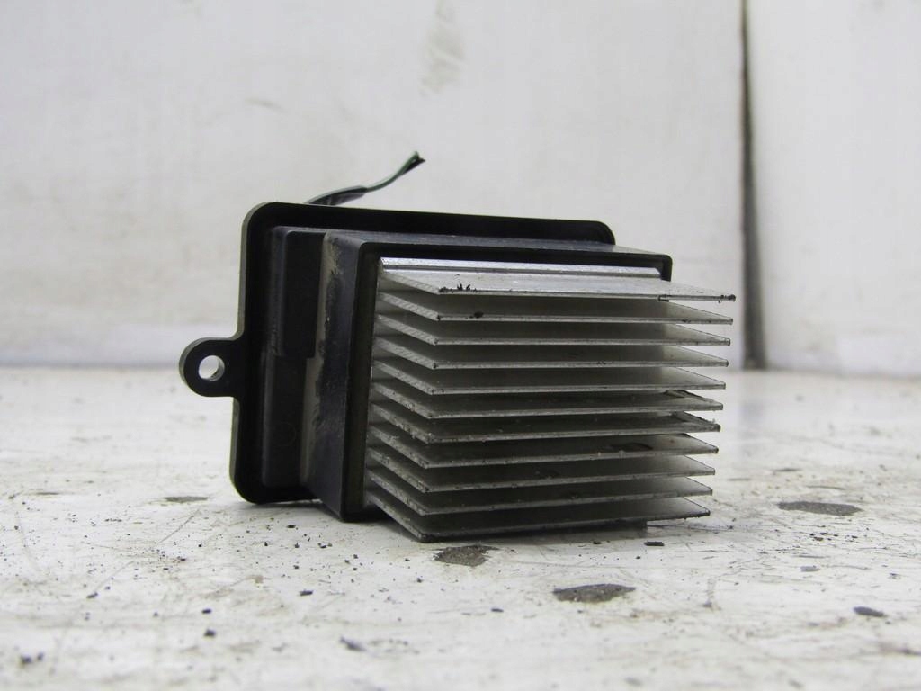 фото №1, Резистор резистор вентилятор обдув nissan micra k14