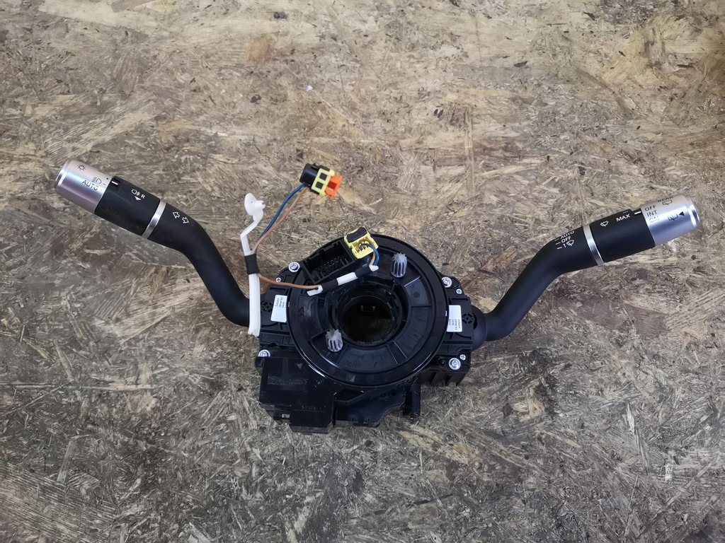 фото №1, Evoque ii l551 перемикач pod кермо стрічка