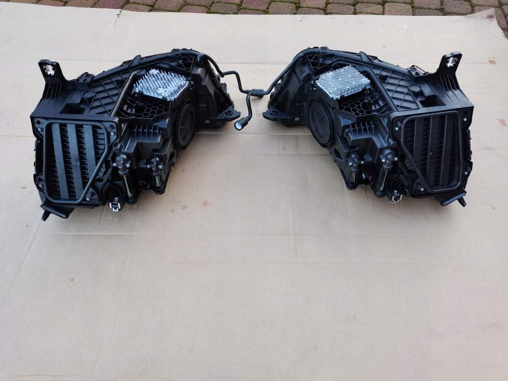 Audi q3 83a ліхтарі  перед led ліва правий 83a941034a 83a941033a Оригінал