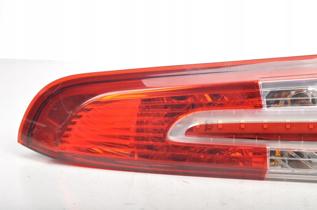 фото №7, Ford c-max lift лампа правая задняя правый задняя