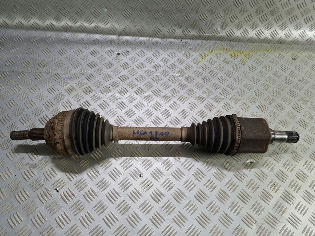 фото №1, Приводной вал левая короткий передняя kuga mk1 2.0 tdci 4×4