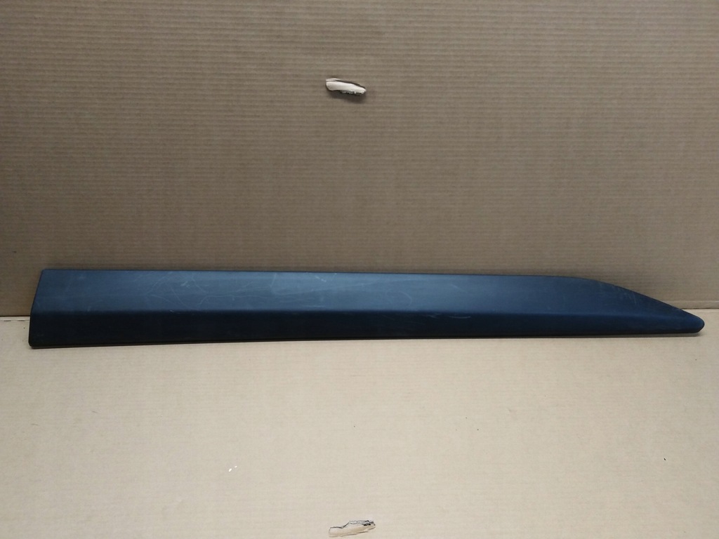 фото №1, Молдинг правый перед дверь toyota hilux pc170-0k00c-b