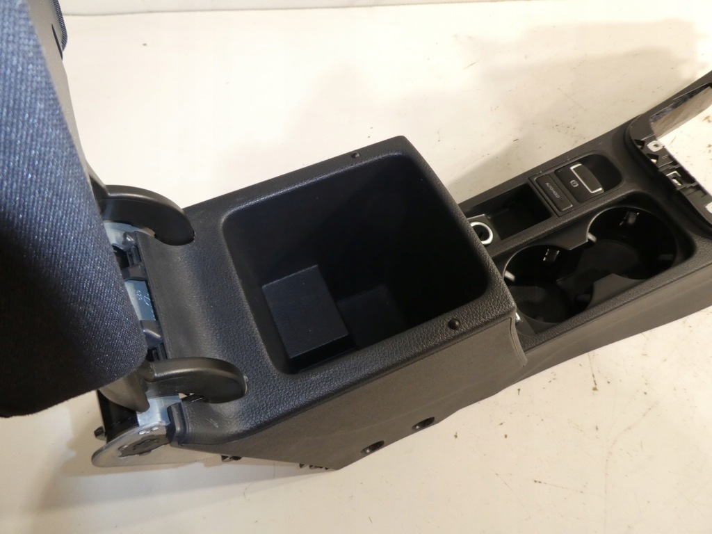 фото №8, Туннель подлокотник vw sharan alhambra 7n0864251