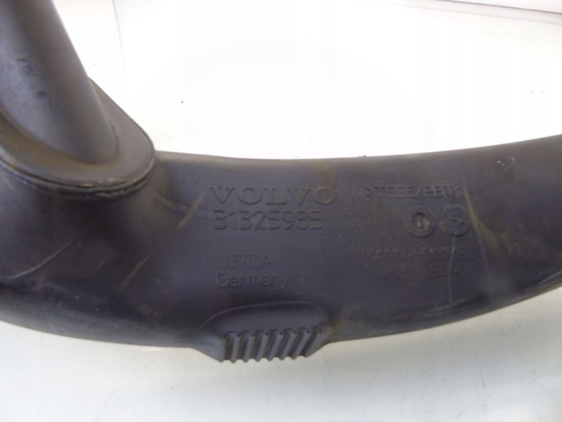 фото №2, Volvo v40 ii 2.0 d3 труба воздуха 31325985 воздухозаборник