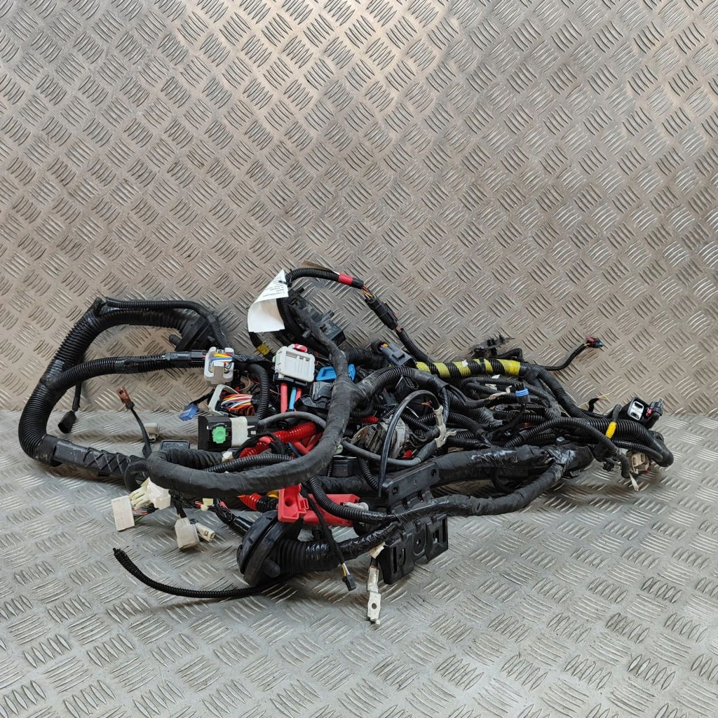 фото №1, Tesla model y 2023 другая жгут трубопровод / кабели