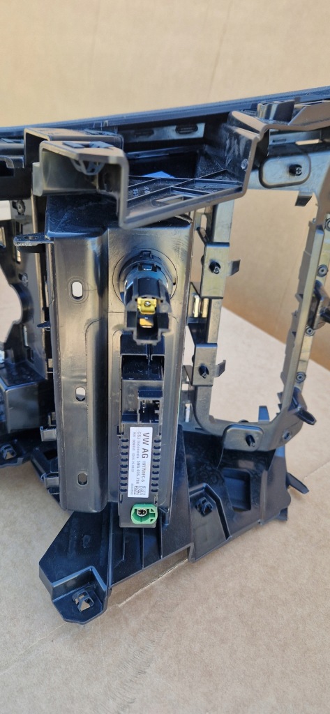 фото №8, Подлокотник кожа туннель vw tiguan 2016-2023 ideał оригинал