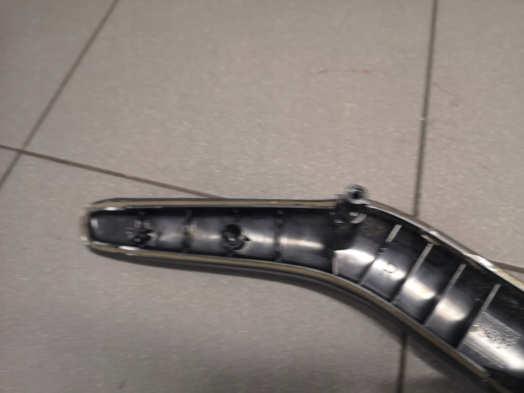 фото №13, Подлокотник обшивка правый перед a8 d3 4e0867174