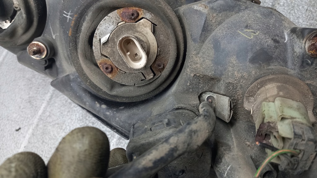 фото №8, Фара лівий chrylser pt cruiser 01r