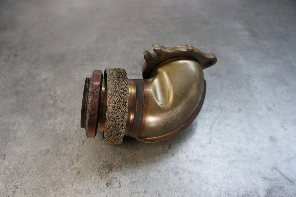 фото №5, Труба коліно з'єднувач колектор вихлоп глушника mercedes cls w219 3.0 v6