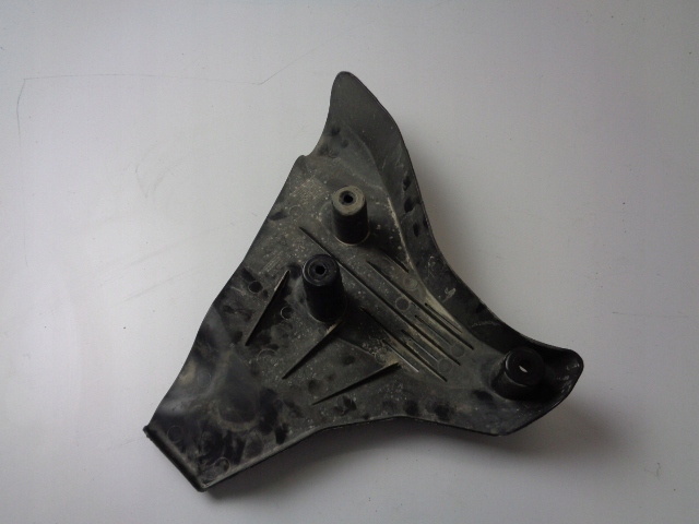 фото №1, Защита рычага левый задняя bmw serii 1 f40 2019-