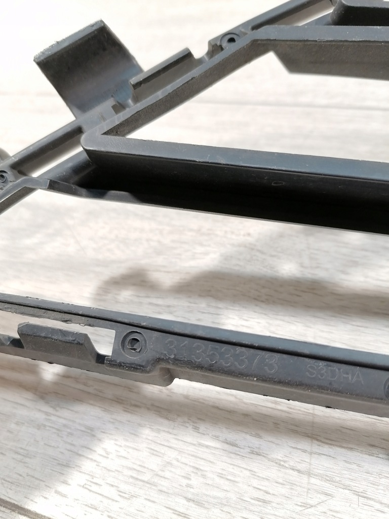 фото №10, Volvo xc90 ii решітка середня бампер перед 31353373