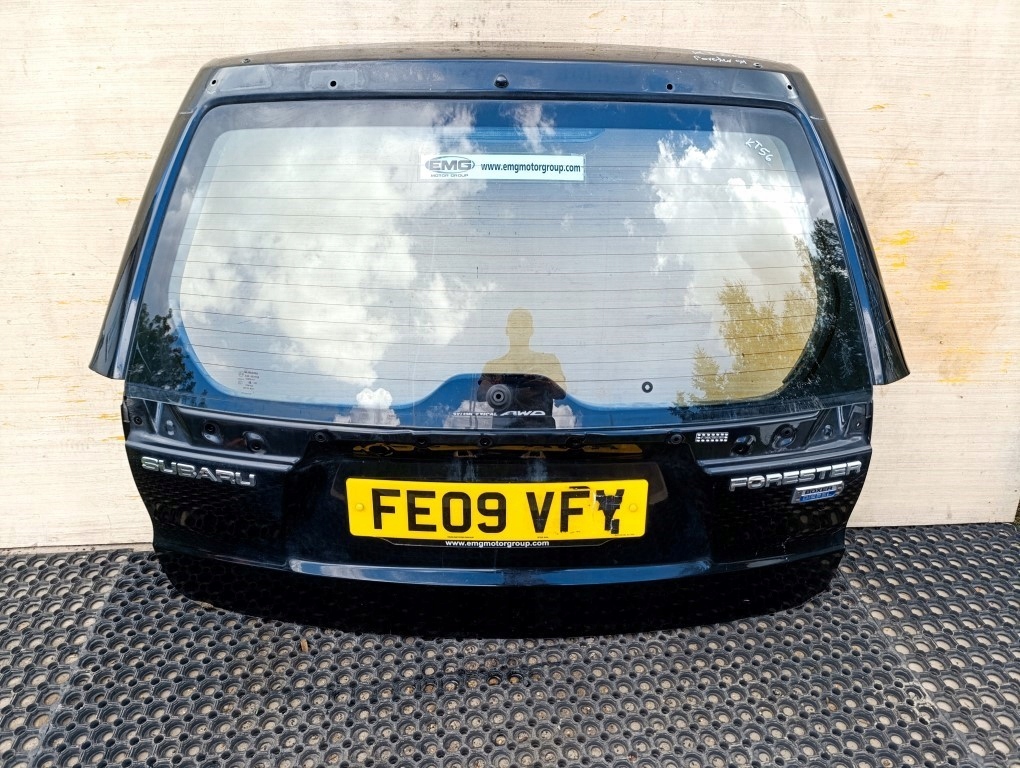 фото №1, Subaru forester sh кришка багажника задня 32j