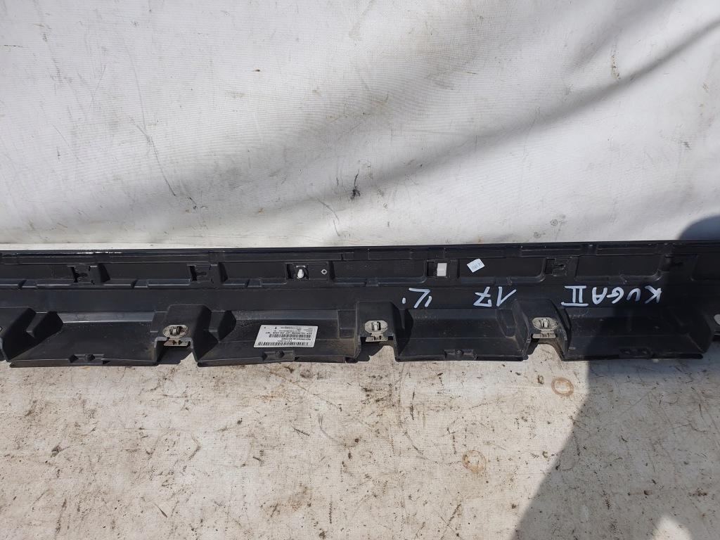 Молдинг поріг ліва ford kuga mk2 Оригінал