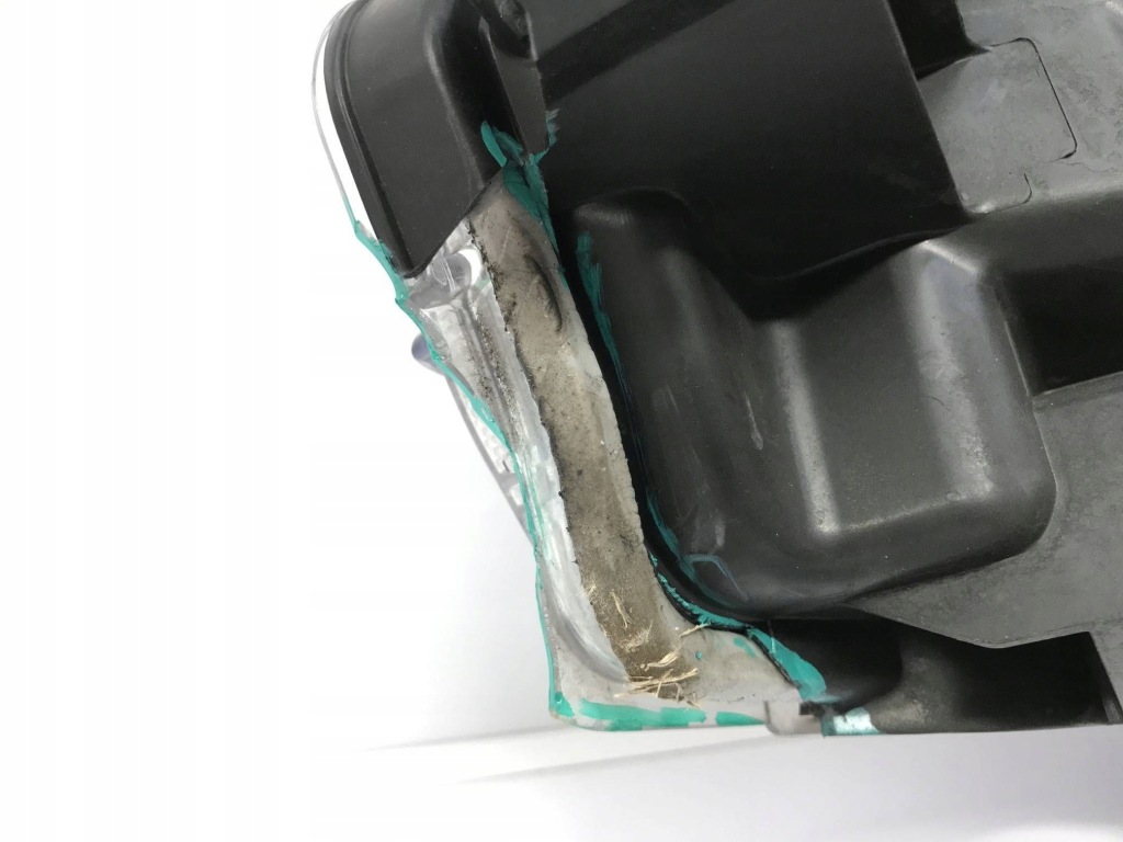 Toyota оригинальный номер 8113002t31 corolla 19- фара передняя правый  led Доставка