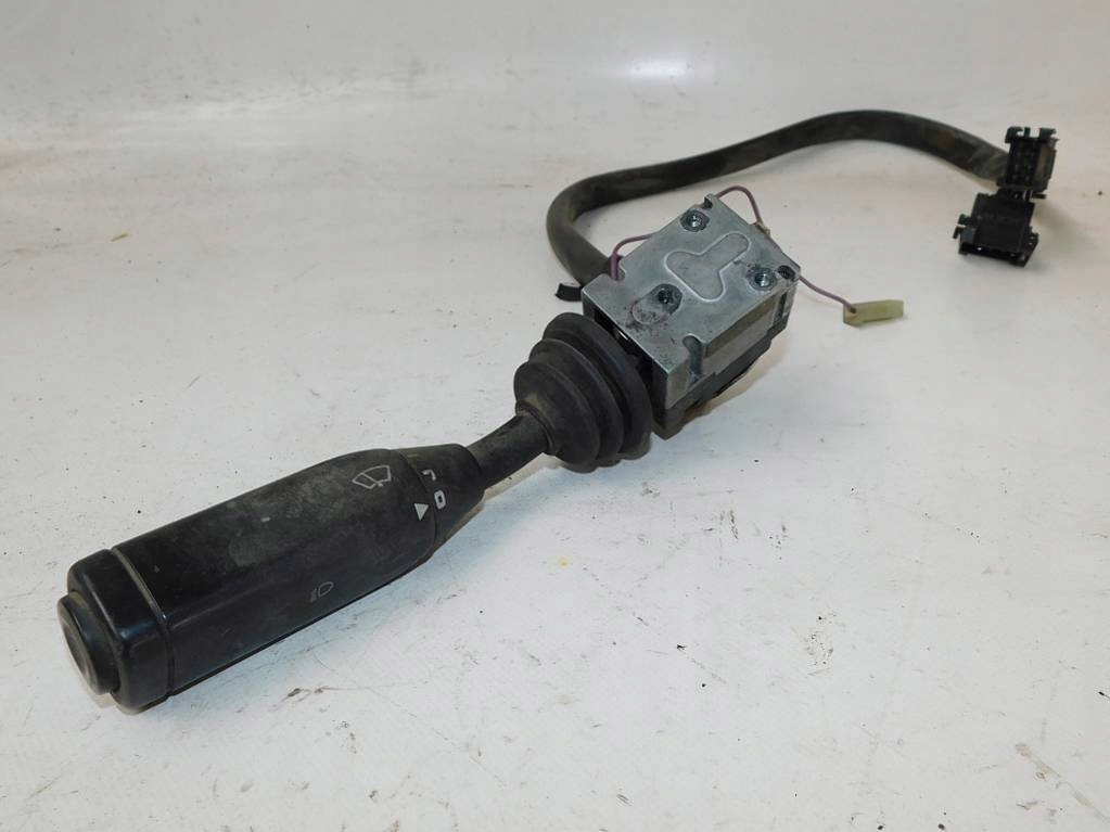 фото №7, Man 18.272 1995r перемикач двірник