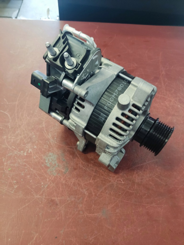 Купити Генератор 48v mercedes-benz новий a2649000900