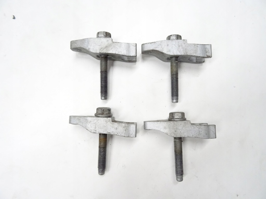 Купити Opel astra k кріплення кронштейн форсунки