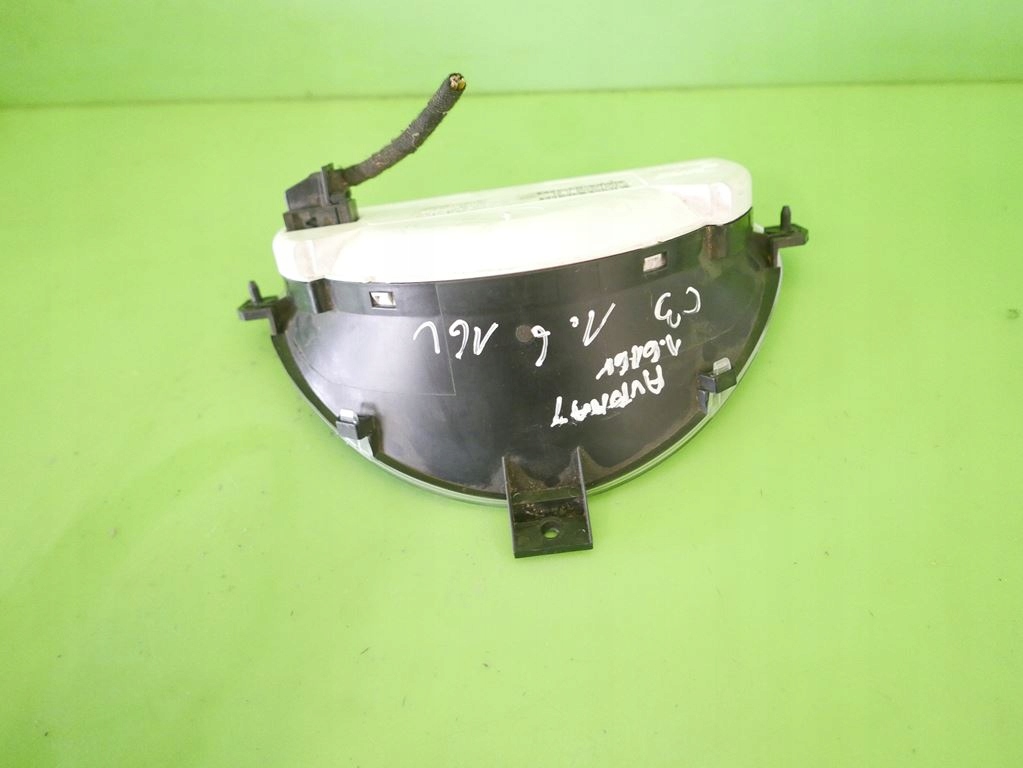 фото №8, Счетчик приборы citroen c3 i phi 1.6 16v 02-05