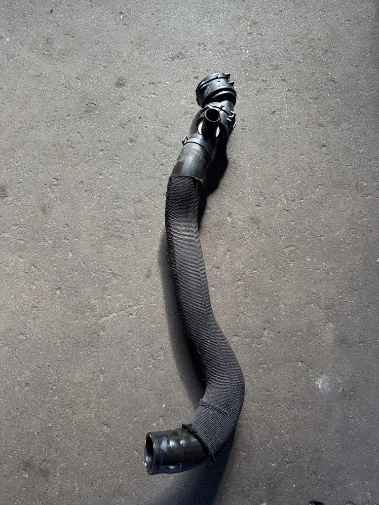 фото №1, Audi a6 c8 шланг wody 80a122293m