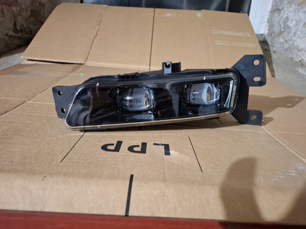 фото №1, Противотуманная фара full led правый dodge durango 2018-2024