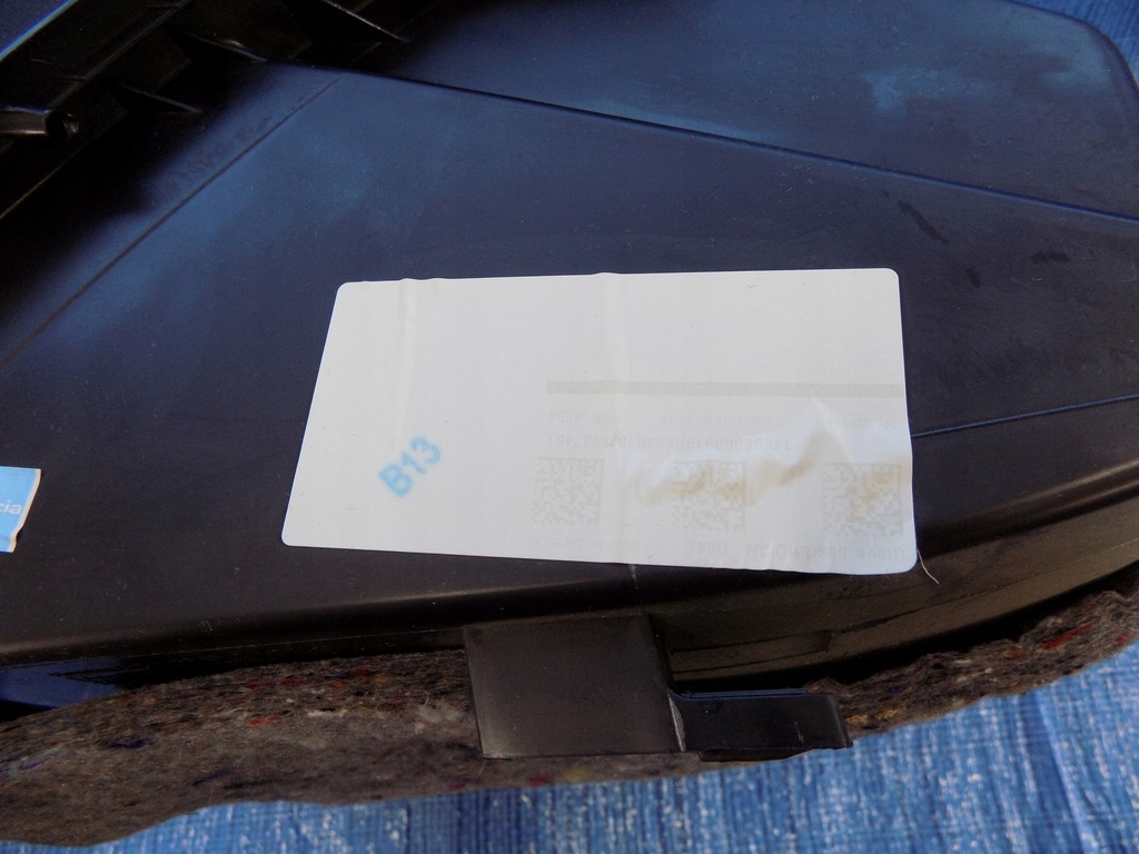 фото №6, Бардачок пассажира mercedes w176 2,2 cdi 4x4