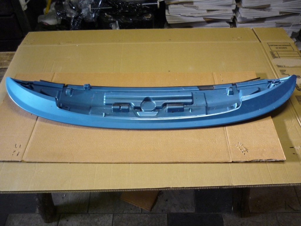 фото №4, Citroen c4 picasso i knyc спойлер