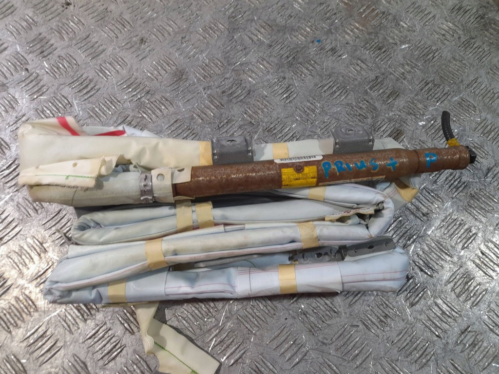 Купить Шторка безопасности подушка безопасности правая toyota prius plus+ rok 11-18 tg10e01002 0589p1000180