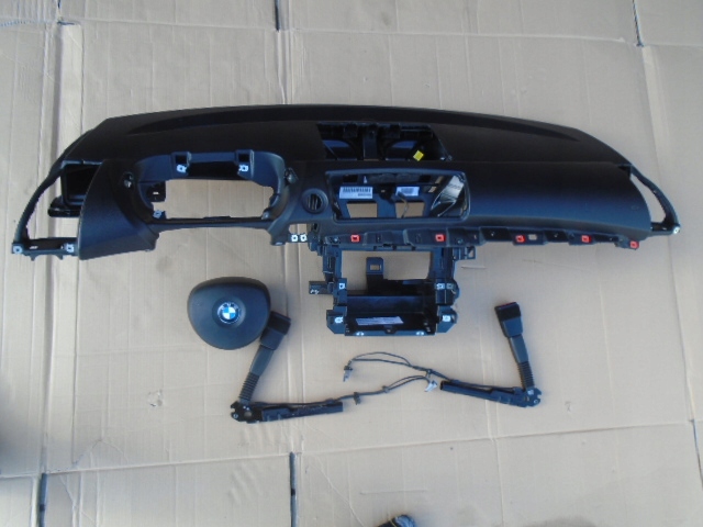 фото №1, Панель приладів панель приладів консоль bmw e81 e82 e87 e88 оригінал ідеальний стан