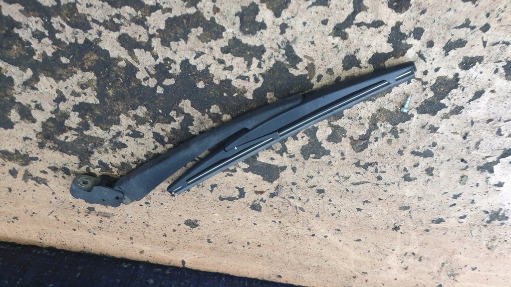 фото №1, Suzuki swift mk6 важіль двірники задня задні