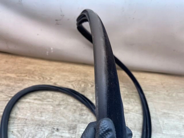 фото №5, Volvo xc70 ii прокладка дверь правый перед