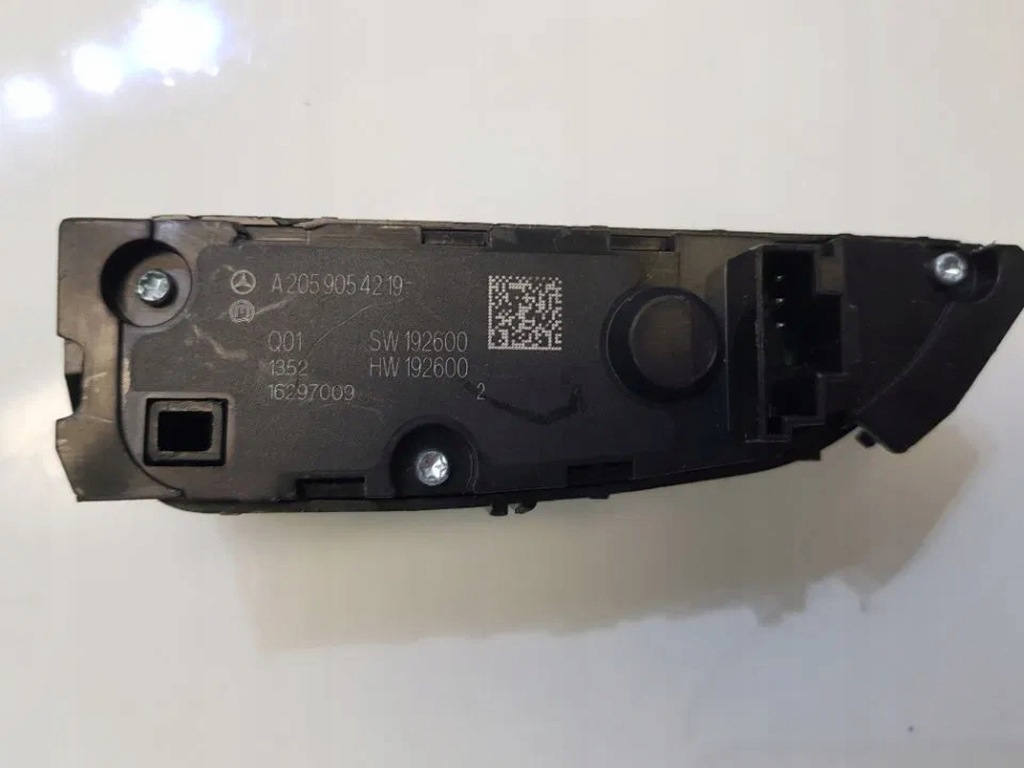 фото №9, Панель керування перемикач тунель консолі правий mercedes w205 c klasa a20