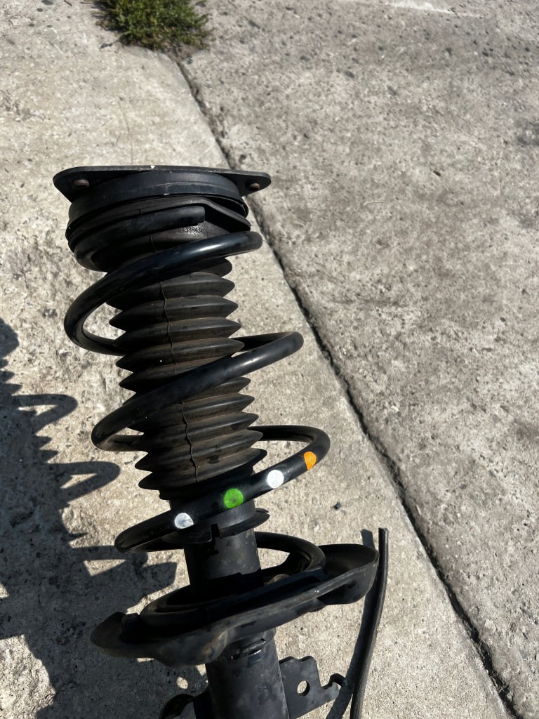 фото №3, Рычаг поворотный кулак амортизатор перед левый левая renault megane iv