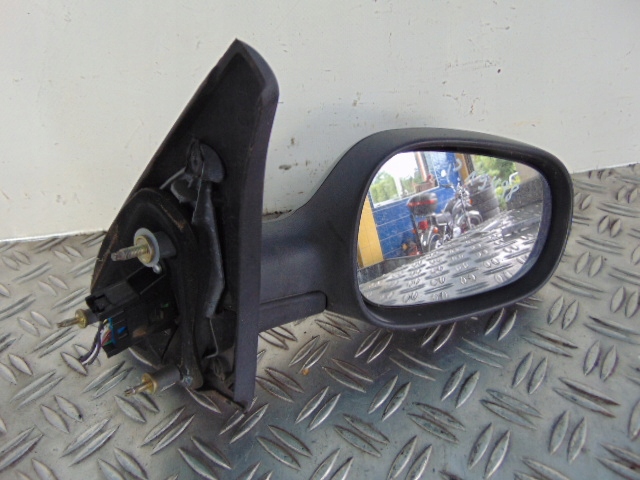 фото №1, Renault megane зеркало наружное правое