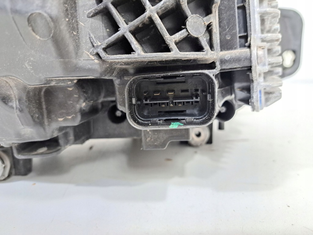 Bmw 3 f30 f35 f31 2017 перед сторона ліва лампа передня Київ