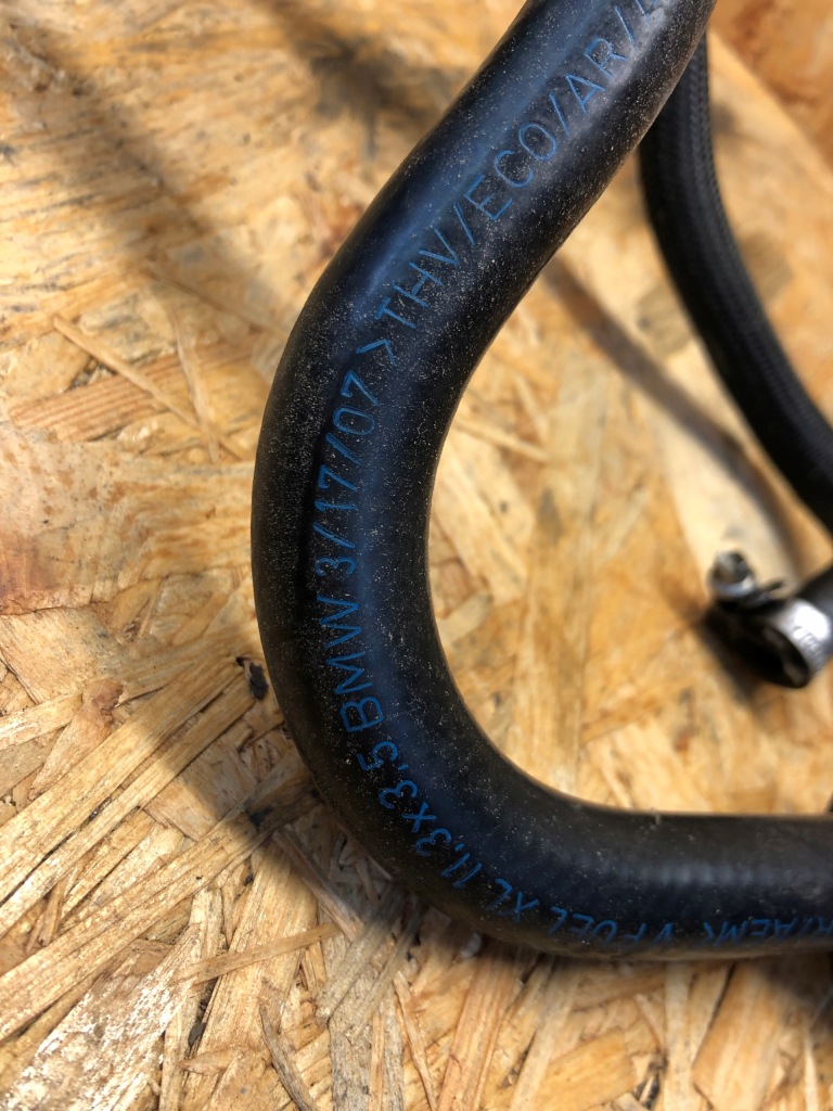 Bmw e90 e91 e92 e93 330d 3.0d m57 пабтрубок  шланг трубка топлива 7801661 с Разборки