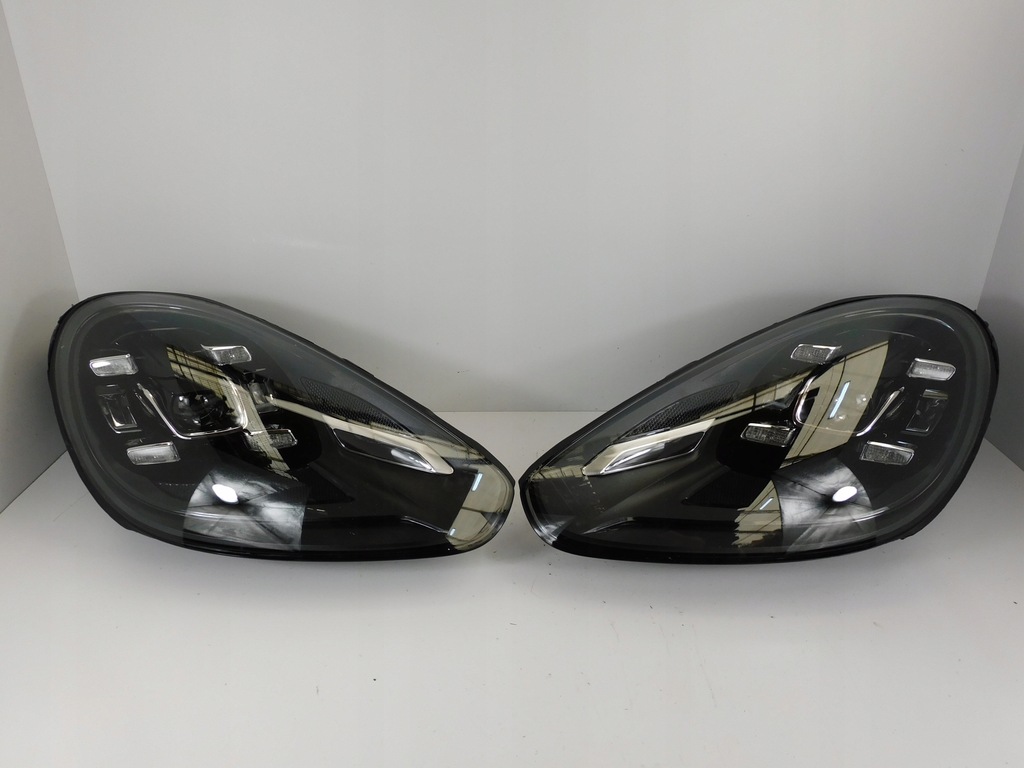 фото №1, Porsche cayenne 7p5 lift лампи ліва права matrix led full led 7p5941036k