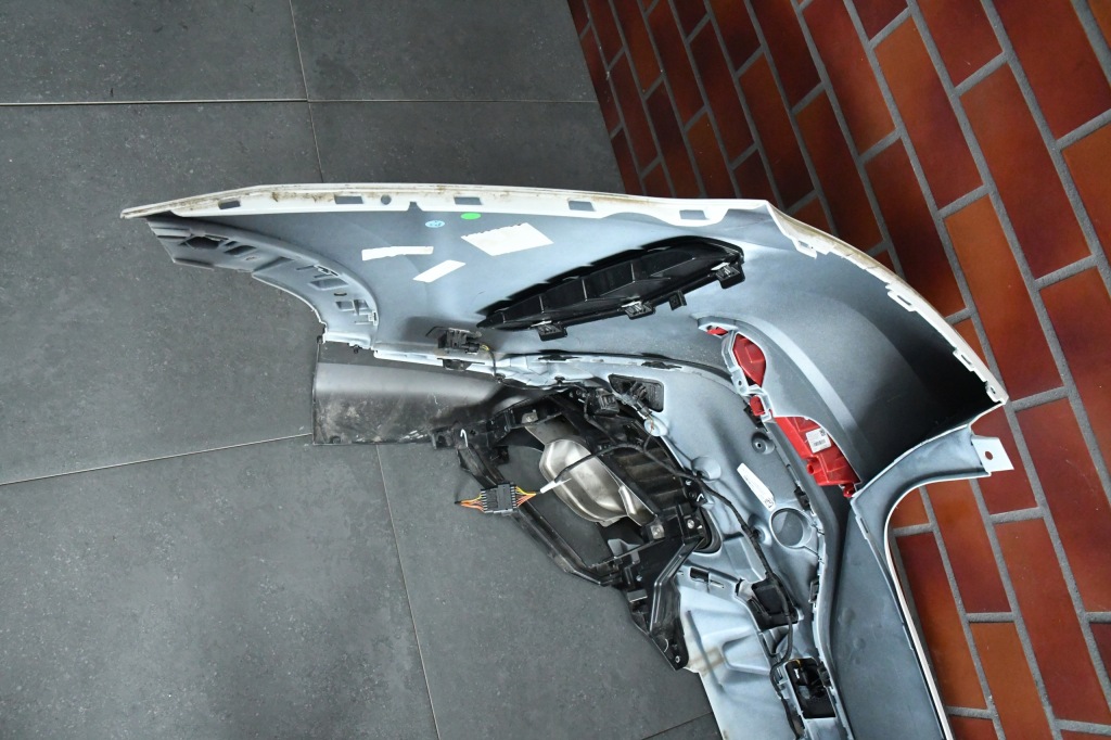 Бампер задний задний bmw x6 g06 lci рестайлинг  m-pakiet демонтаж a300 alpinwhite Цена