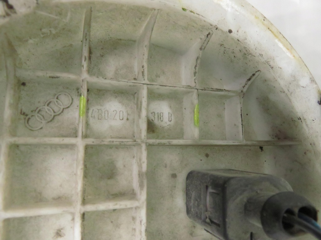 фото №9, Насос пального audi a6 c5 2.8 quattro 8e0906087e 4b0201318b 4b0201317a