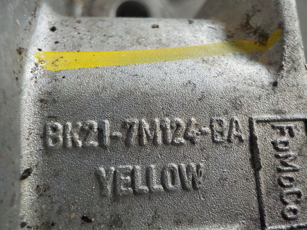 фото №7, Transit custom 2.2 кронштейн подушка двигуна