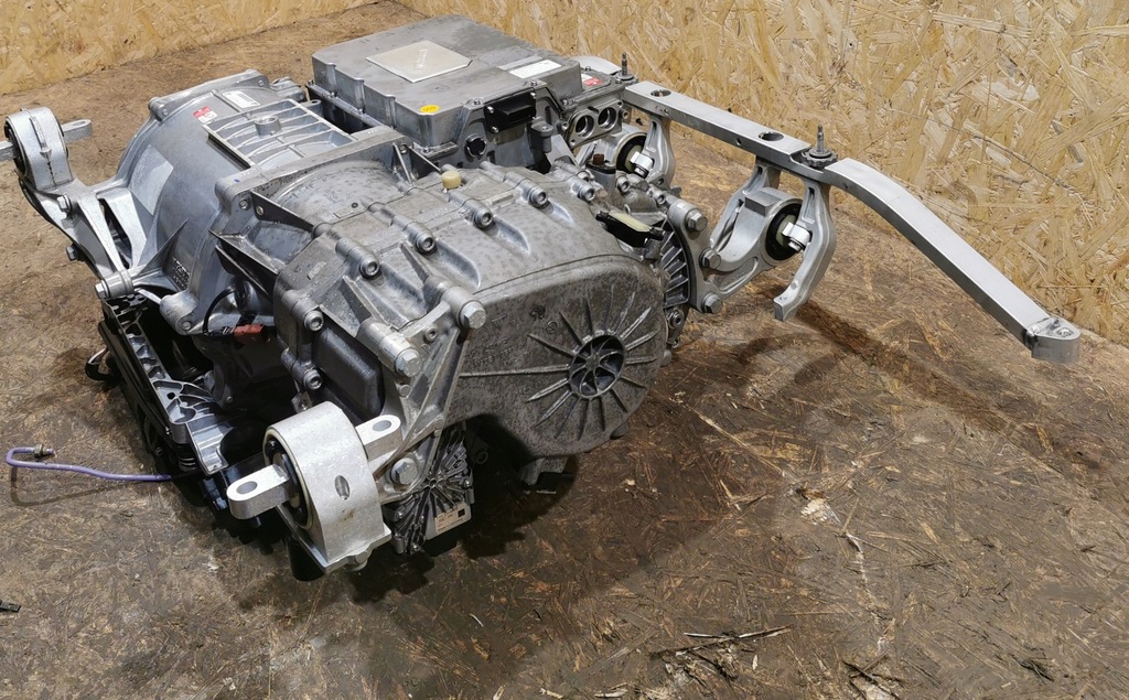 фото №6, Двигун електричний задній porsche taycan turbo audi etron gt ebe 1