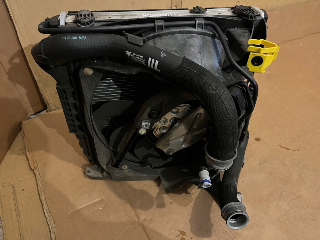 фото №6, Porsche boxter cayman 982 радиатор вентилятор комплект левая 9p1121251