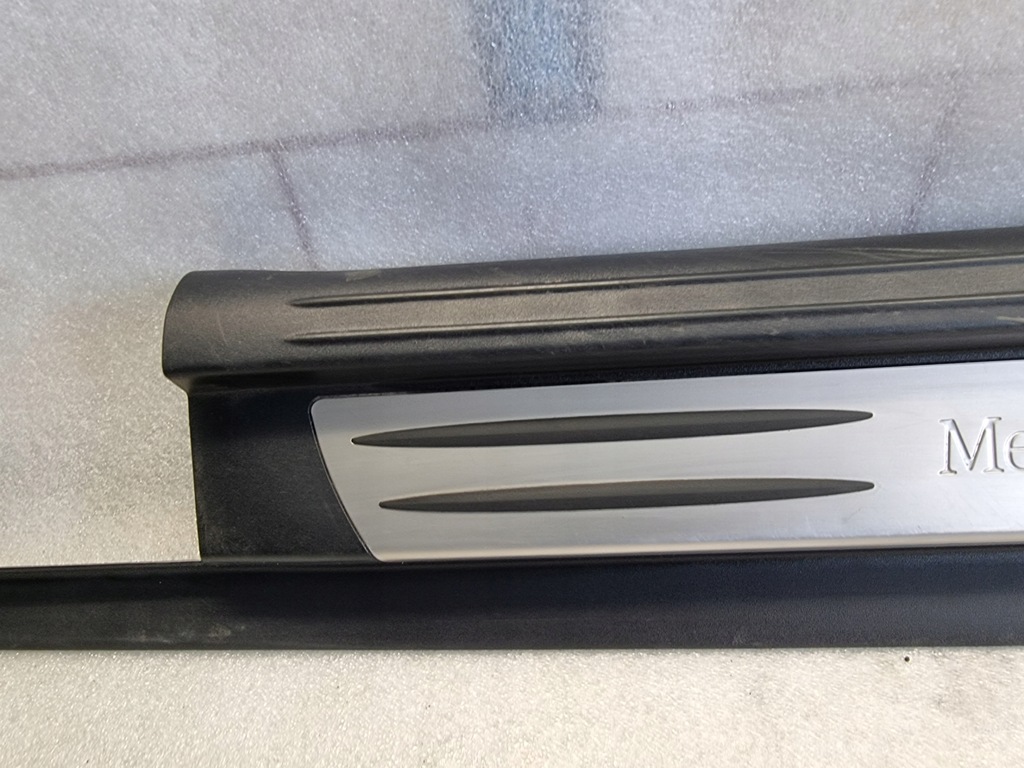 фото №5, Молдинг накладка поріг ліва mercedes slk r171