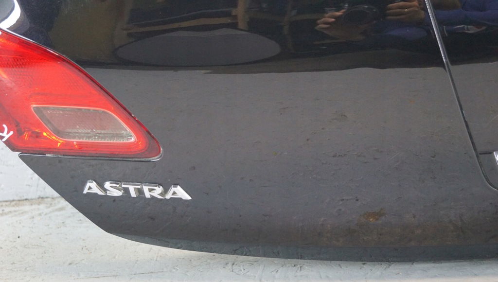 фото №11, Крышка багажника багажника задняя opel astra j 5d hb