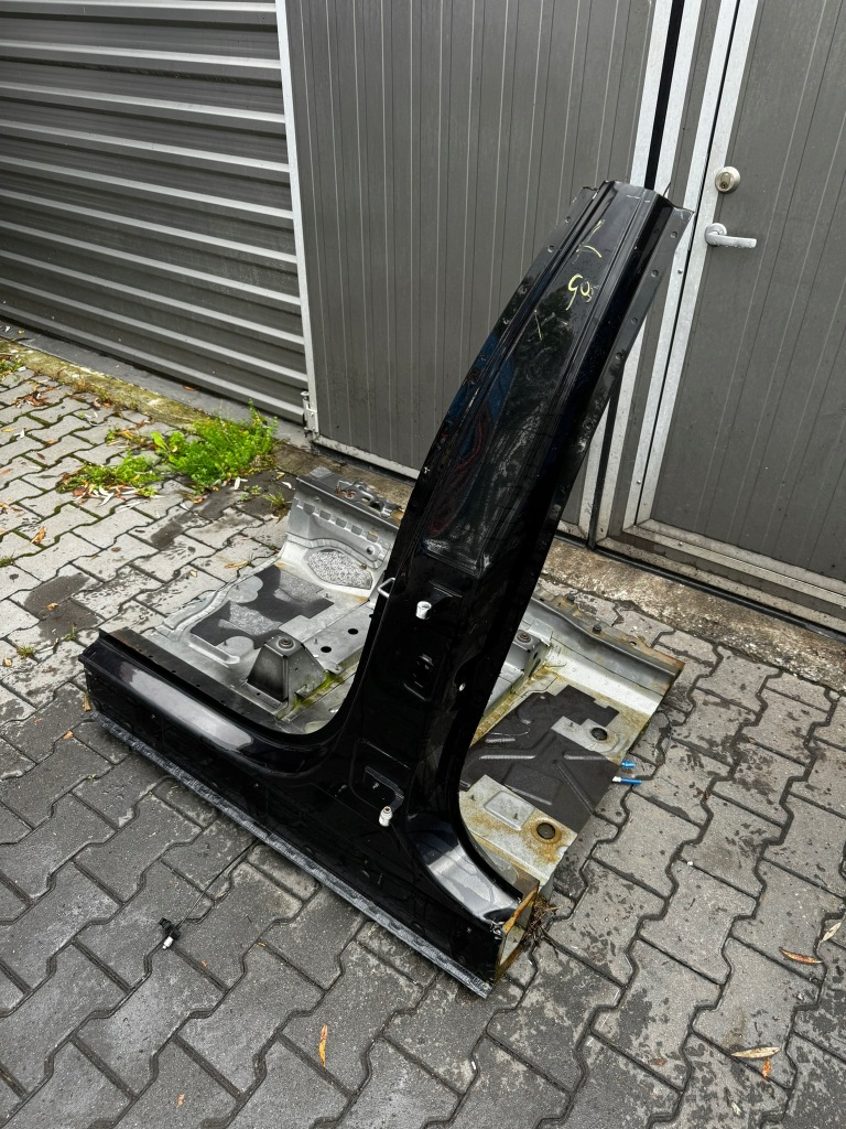 фото №1, Bmw x5 g05 f95 блок двигателя b порог обшивка bok левый