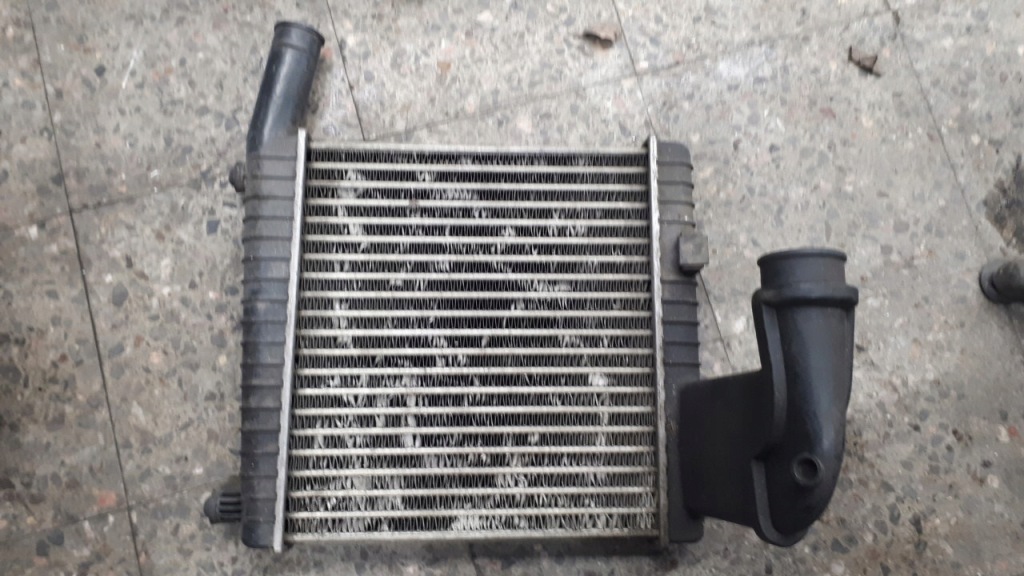 Купити Інтеркулер volvo 440 460 480 1.7t