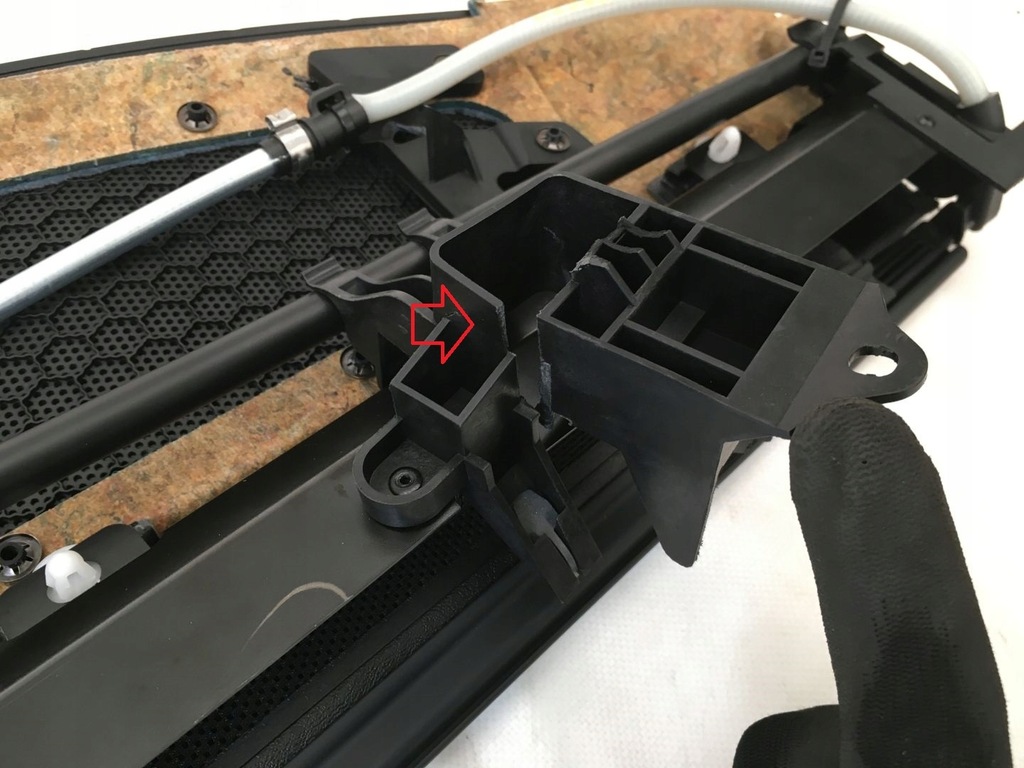 фото №8, Audi a8 d5 4n 18 - шторка задняя 4n4863412