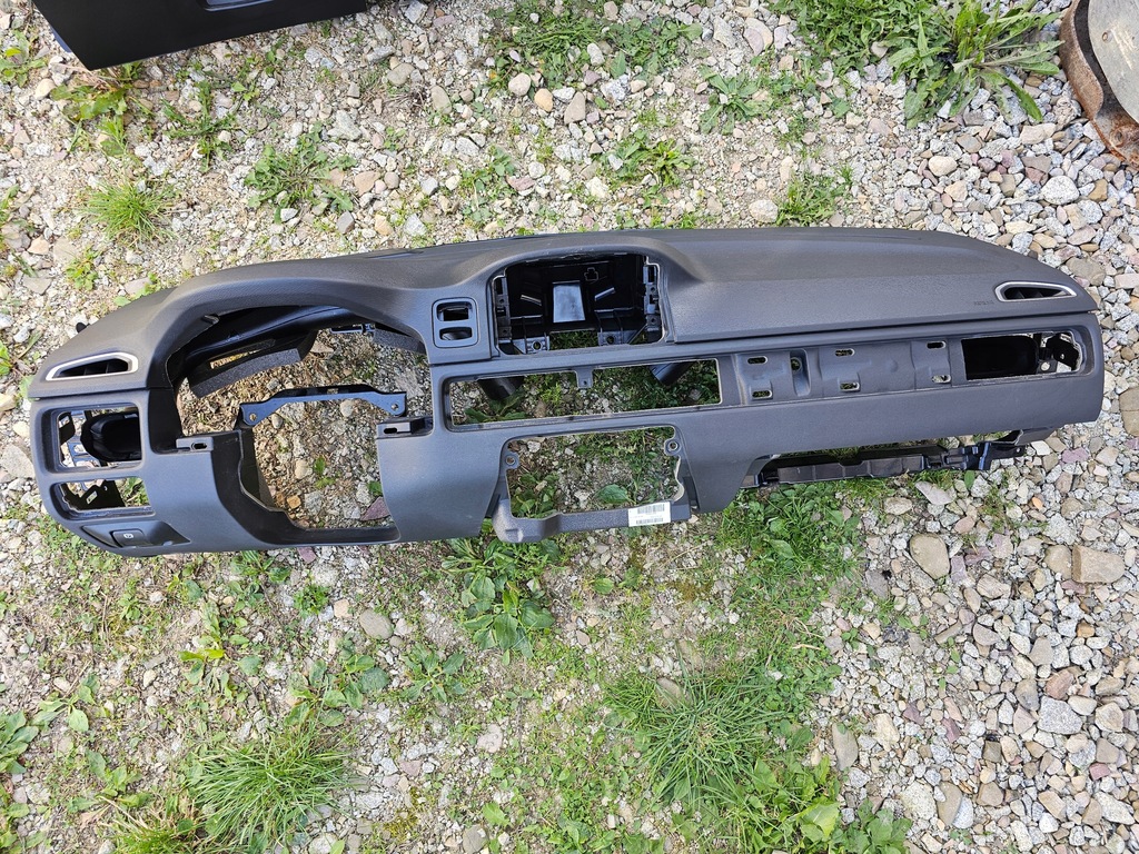 фото №1, Оригинальная приборная панель приборная консоль приборная панель volvo v70 s80 xc70 радар