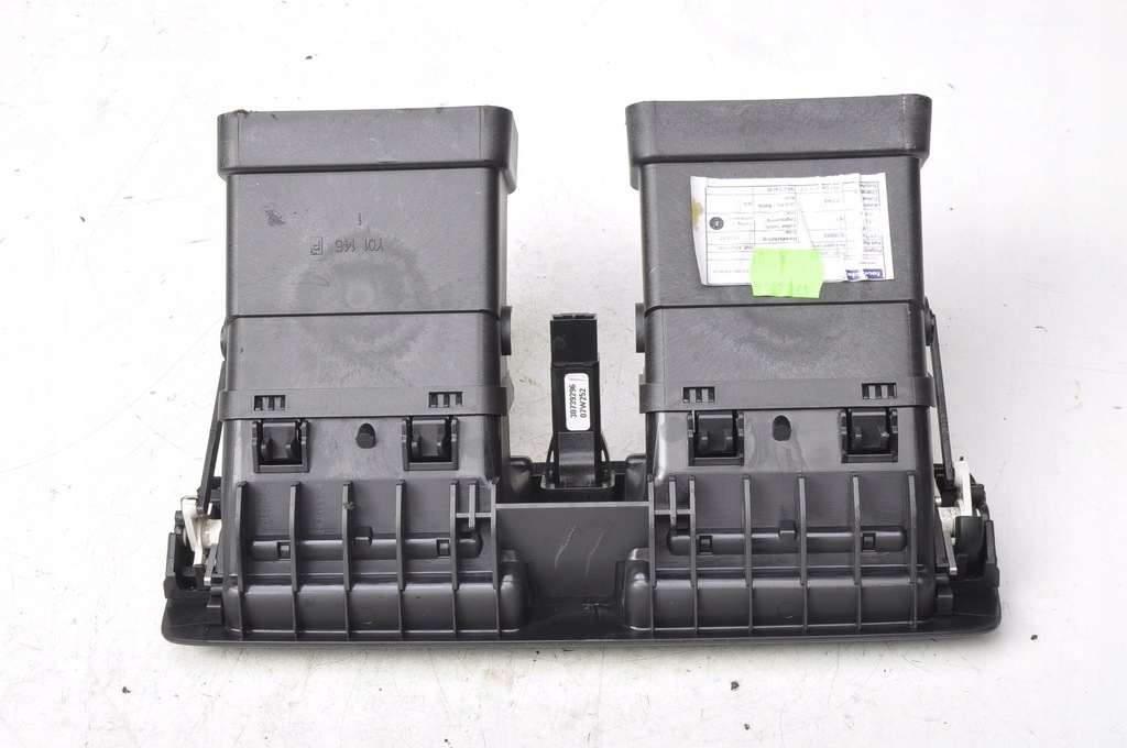 фото №5, Volvo c70 ii решётка решётки обдув средняя